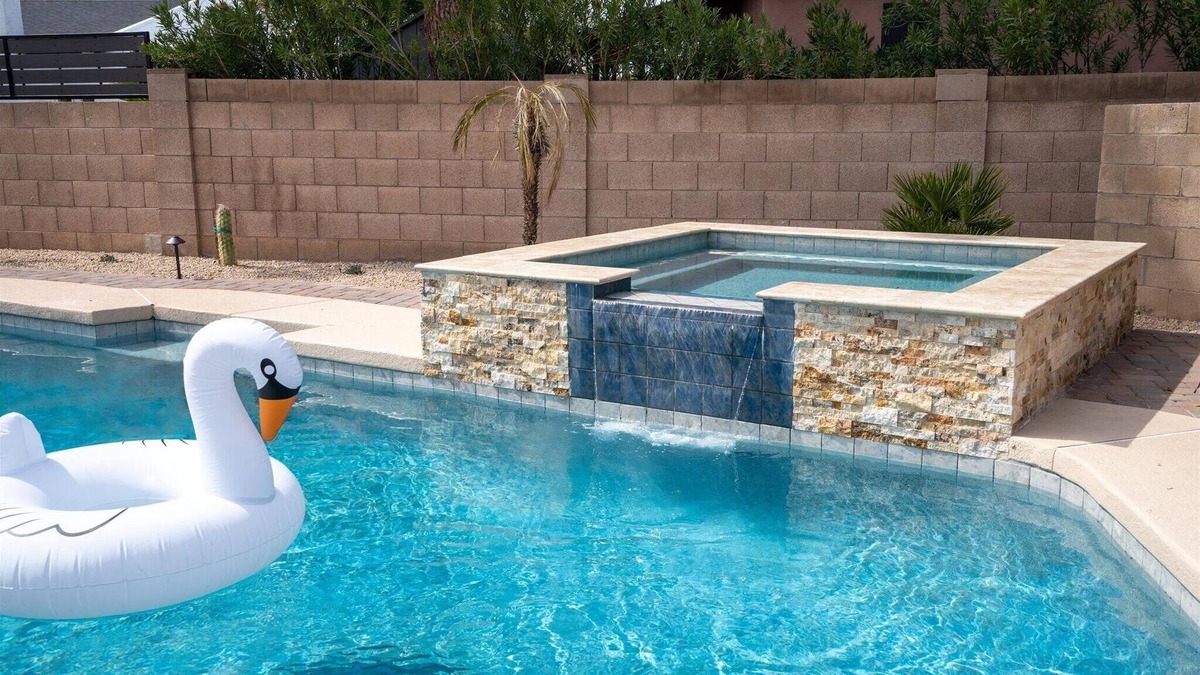 Moon Valley House | Fun in the heart of Phoenix with heated pool, spa, and ping pong!