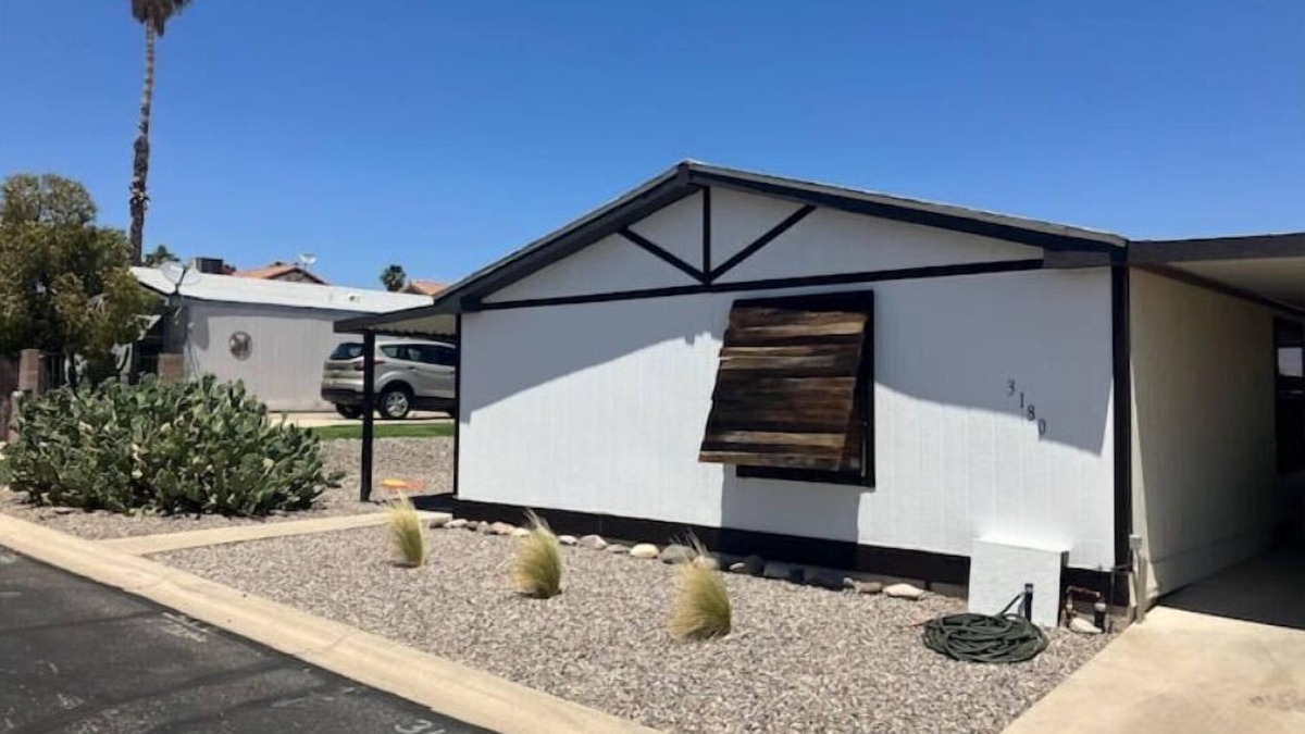 Laughlin House | Fun Rustic 2/2 Single level in a great community.