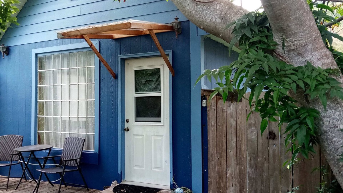 Orick Apartment | Funky Little Shack