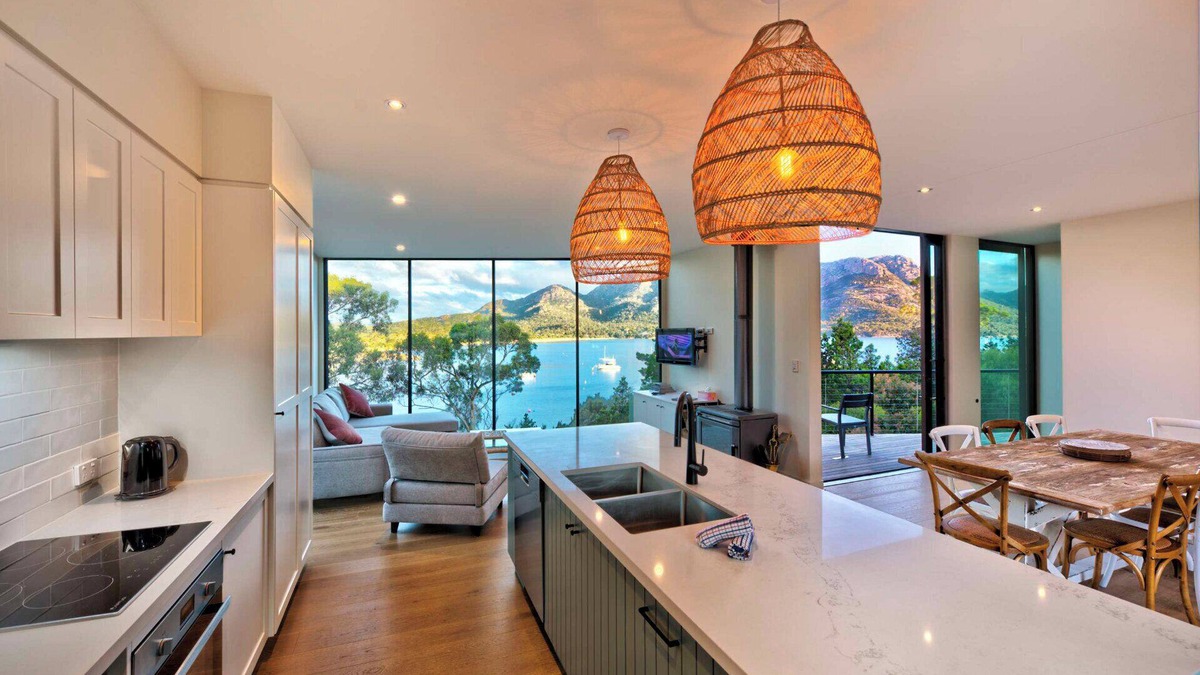 Coles Bay House | Furneaux - Freycinet Holiday Houses