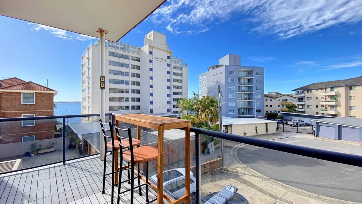 Cronulla Apartment | Furnished Beach-side Apartment 31