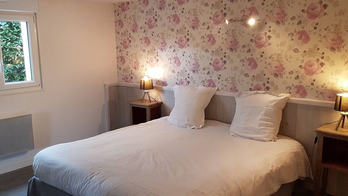 Bagnoles-de-l'Orne Apartment | Furnished apartment in individual house any comfort with raised garden