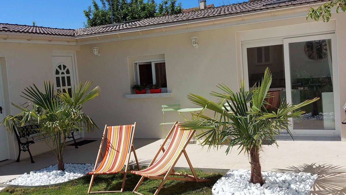 Fosses House | Furnished near Roissy/Asterix - transfer possible