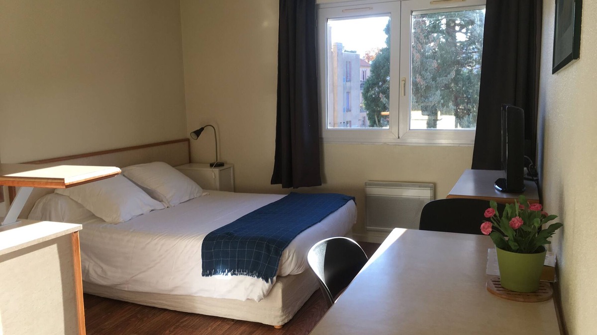 Royat Apartment | Furnished studios in Chamalières-Royat