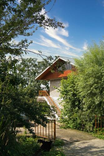 Bir House | FursatGhar