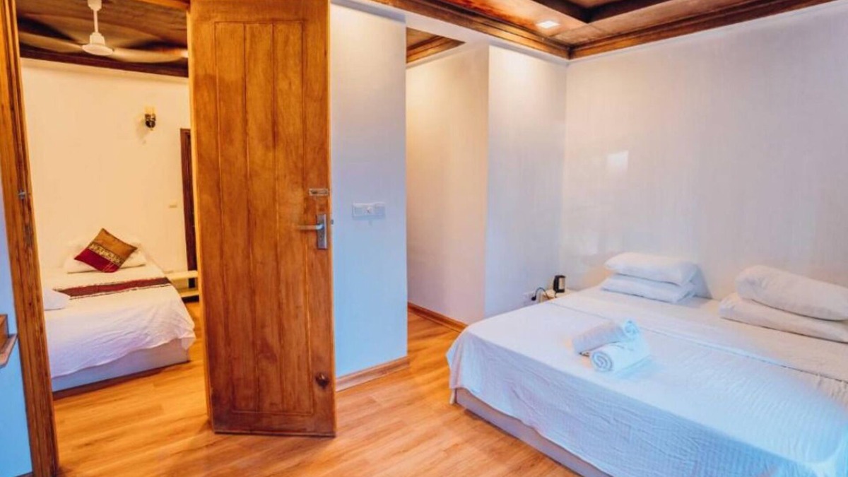 Fuvahmulah Hotel | Fuvahmulah Central Hotel - Deluxe Double Room with Balcony #1