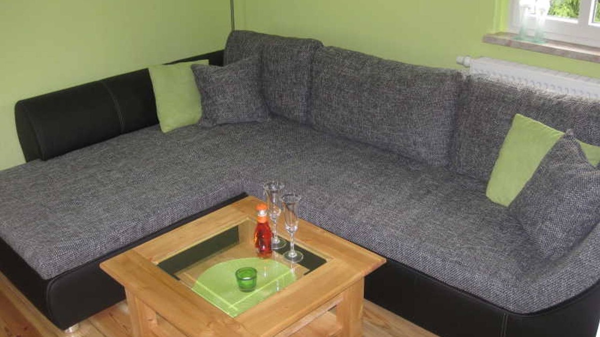 Bad Klosterlausnitz Apartment | FW Pistachio - Guesthouse Gimper