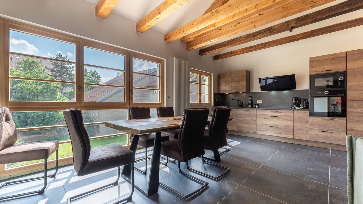 Metabief House | Géraniums et Neige Fraîche