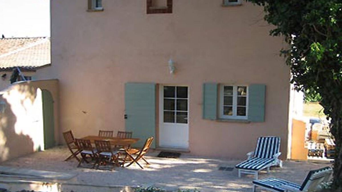 La Mole House | Gîte at Domaine de Siouvette