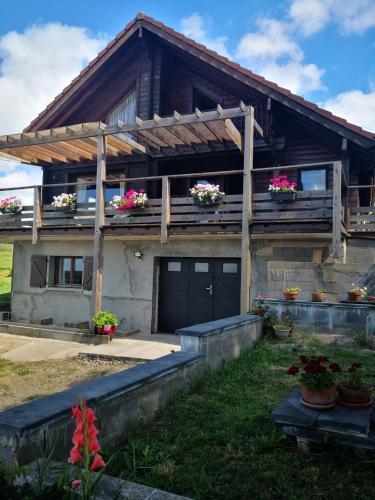 Menil-de-Senones House | Gîte chalet paisible déconnexion totale