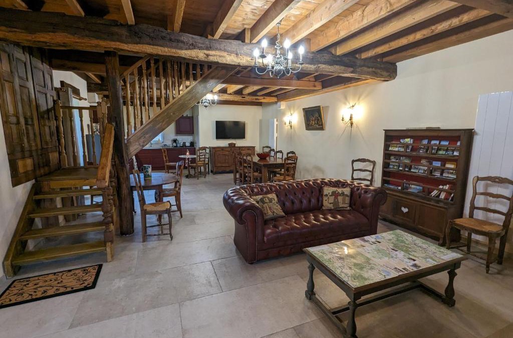 Sigloy House | Gîte chaleureux avec jardin, accueil chevaux, proche Loire à Vélo et sites historiques - FR-1-590-415