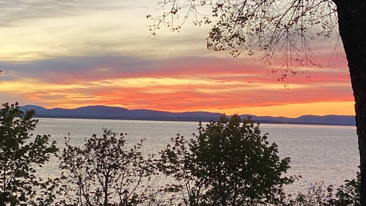Notre-Dame-du-Portage House | Gîte Chute Couette & Café