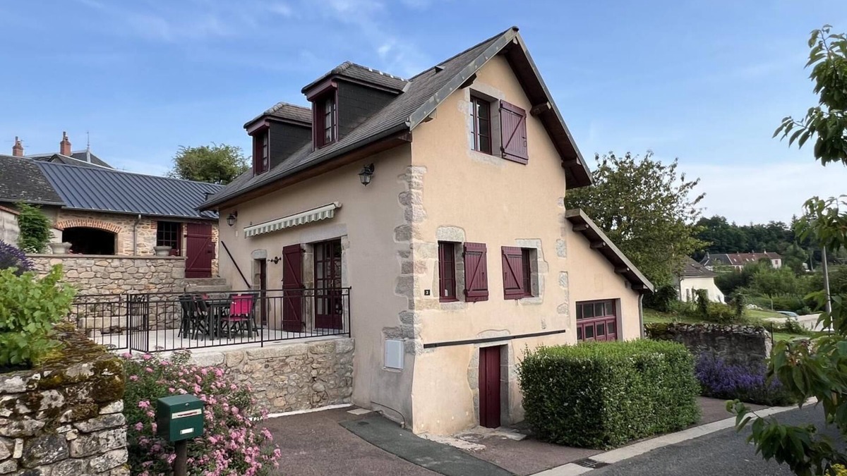 Saint-Leger-sous-Beuvray House | Gîte de la Basse Porte