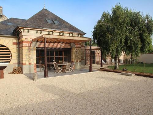 Beaumont-en-Veron House | Gîte de charme avec spa, piscine intérieure et jardin clos près de Chinon - FR-1-381-553
