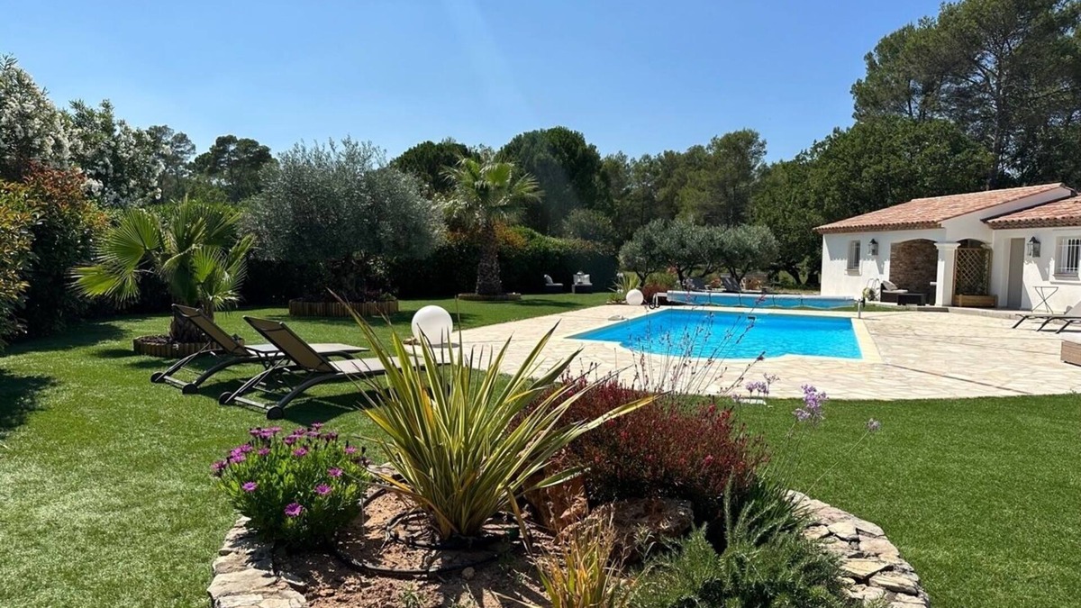 Les Arcs-sur-Argens Apartment | Gîte de Charme Pour Deux Personnes