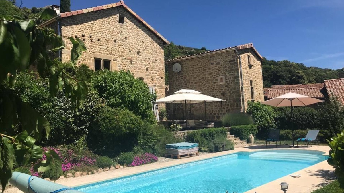 Juvinas Cottage | Gîte de charme - The 16th-century Mas L'Essenchaou