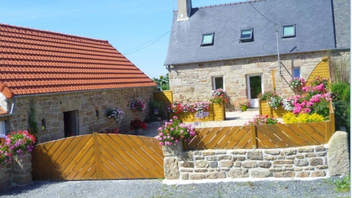 Plouaret House | Gîte de Kergistalen - Plouaret
