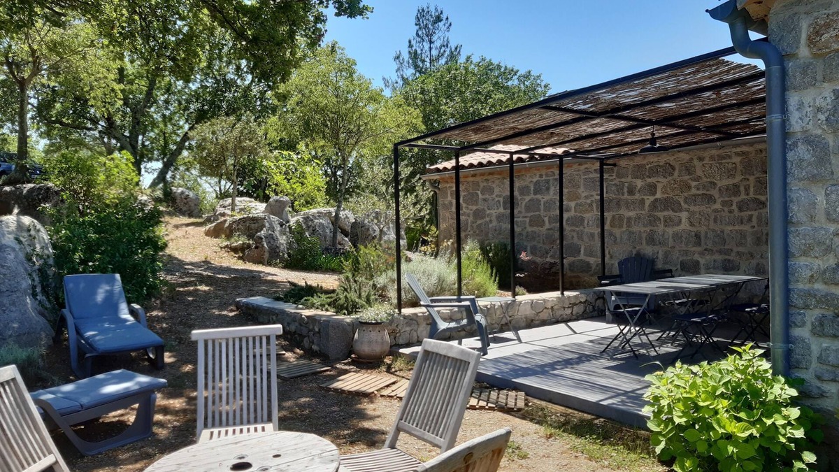 Labeaume House | Gîte de la Denaille, stone house 4 people