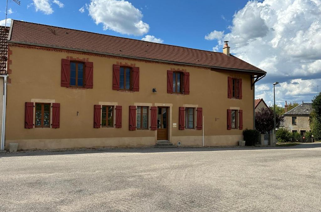 Saint-Andre-en-Morvan House | Gîte de la Fontaine