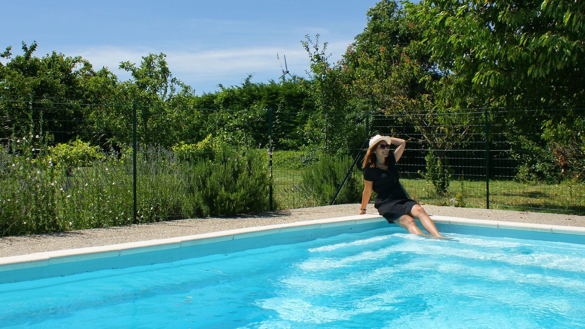 Saint-Remeze Villa | Gîte de Leoli * Heritage: heated swimming pool and private grounds