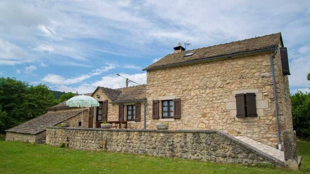 Mas-Saint-Chely House | Gîte de Poujols - MAS SAINT CHELY