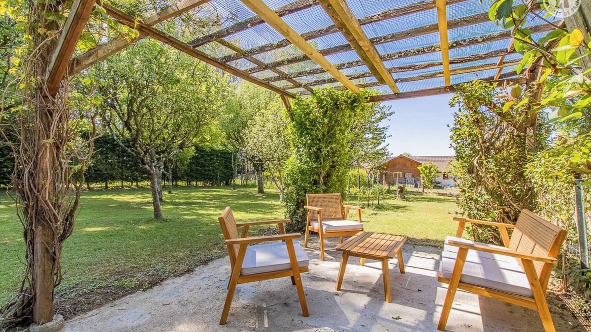 Pierre-de-Bresse House | Gîte des Charmes - PIERRE DE BRESSE