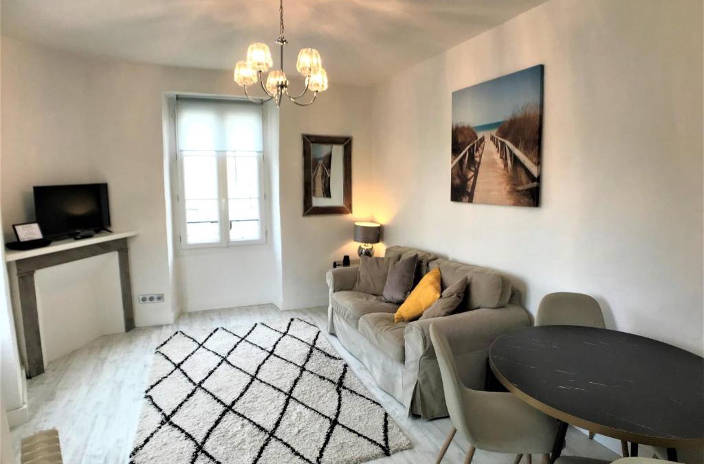 Montmorillon House | Gîte du Pont