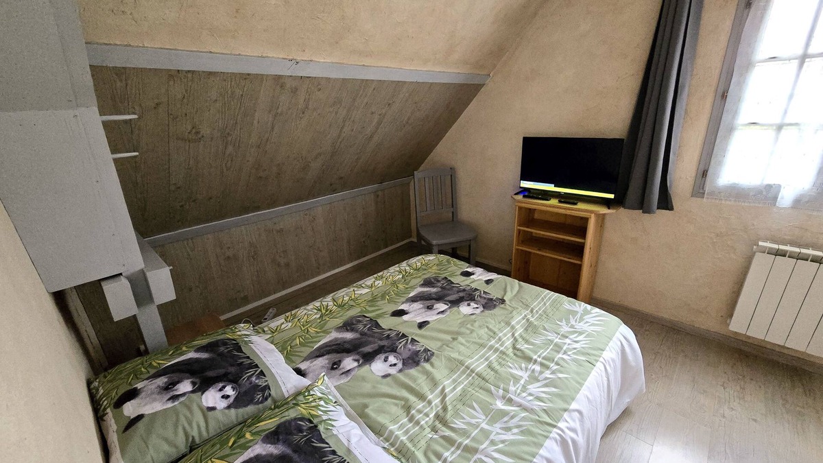 Poilly-lez-Gien House | Gîte du Puits Tournant - room 1