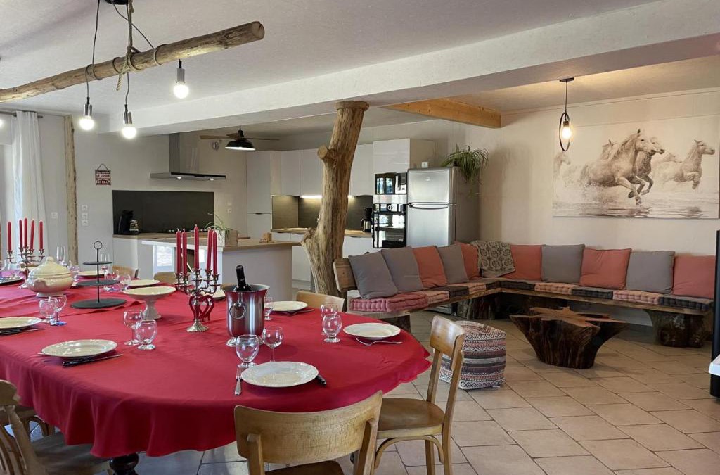 Blomard House | Gîte en Grange Rénovée avec Piscine et Animaux Acceptés - FR-1-489-353