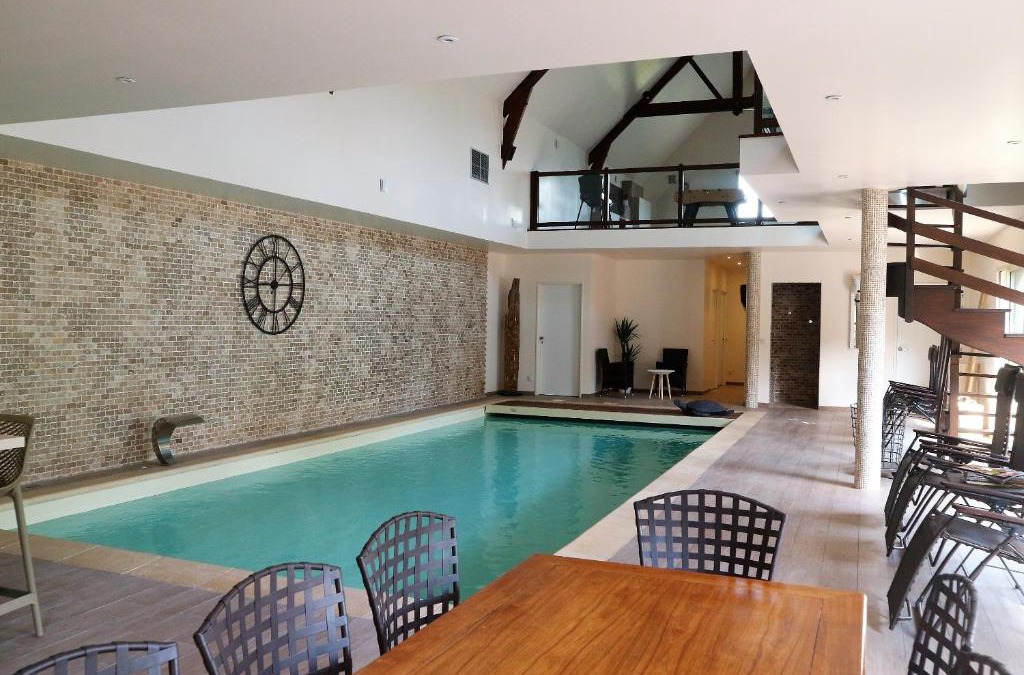 Montainville House | Gîte Jet d'eau avec piscine intérieure 30 minutes Versailles