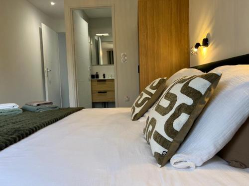Neuville-sur-Ain Apartment | Gîte l Ainstant à 2 pas de la rivière, proche CNPE et A42
