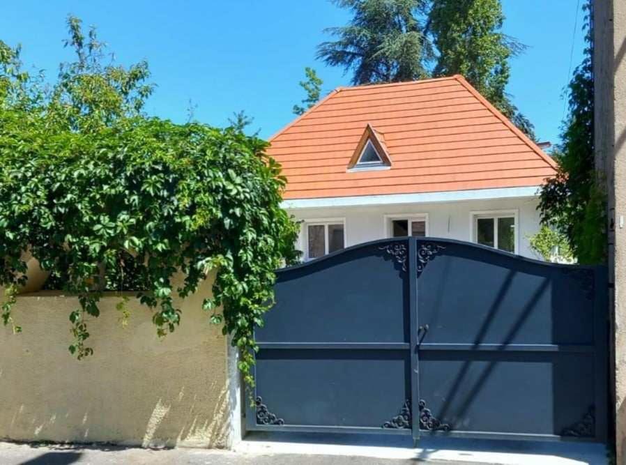 Paray-le-Monial Bed & Breakfast | Gîte La Belle étoile - Paray-le-Monial