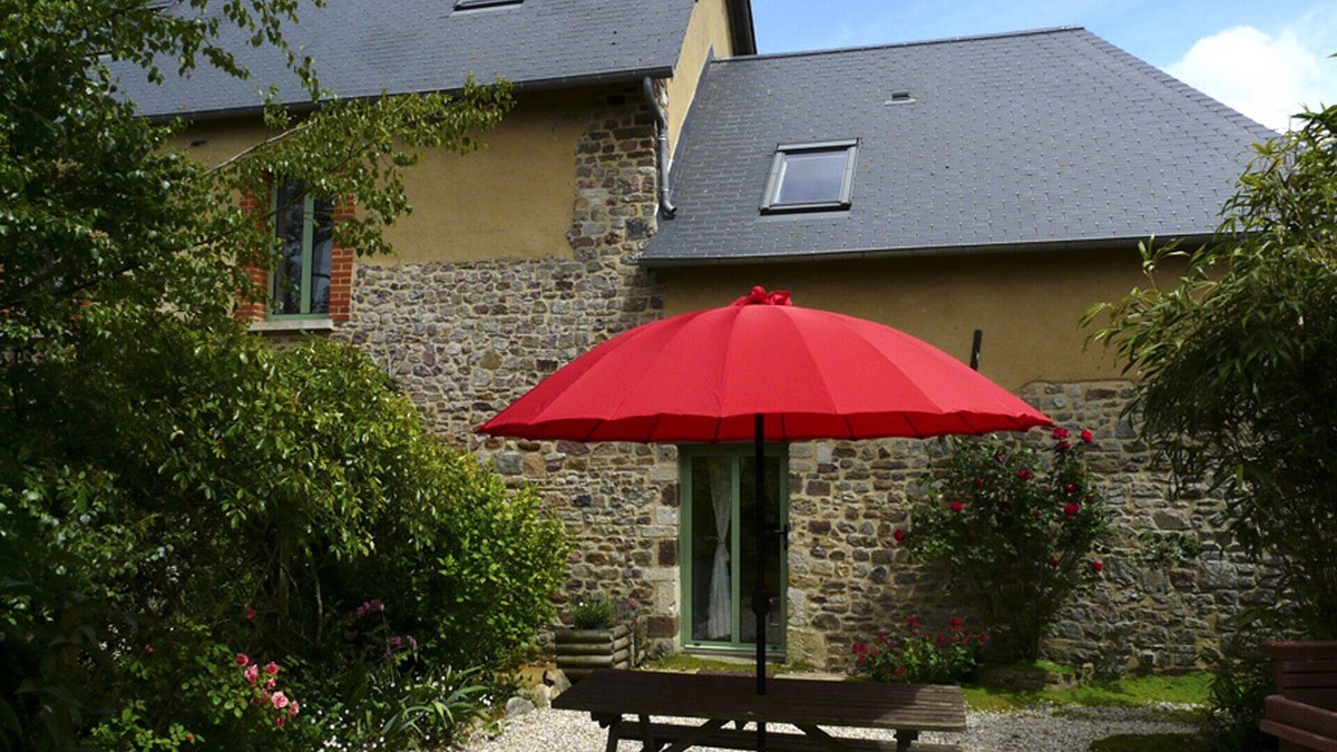 Gorges Cottage | Gîte La Mare aux Fées, Parc des marais du Cotentin, between sea and countryside