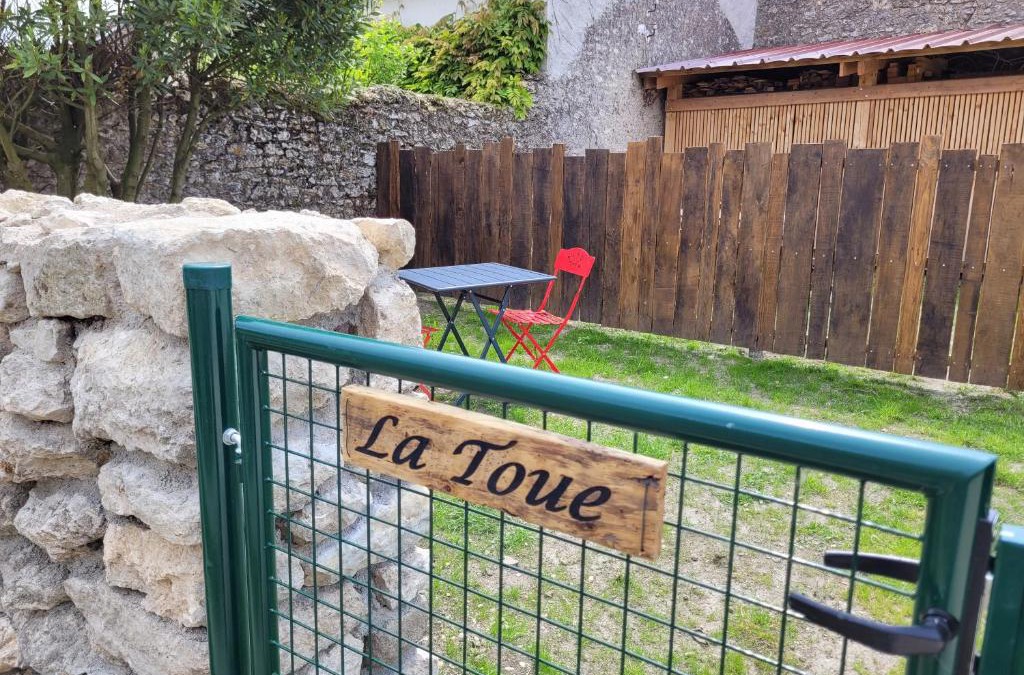 Saint-Dye-sur-Loire House | Gîte La Toue