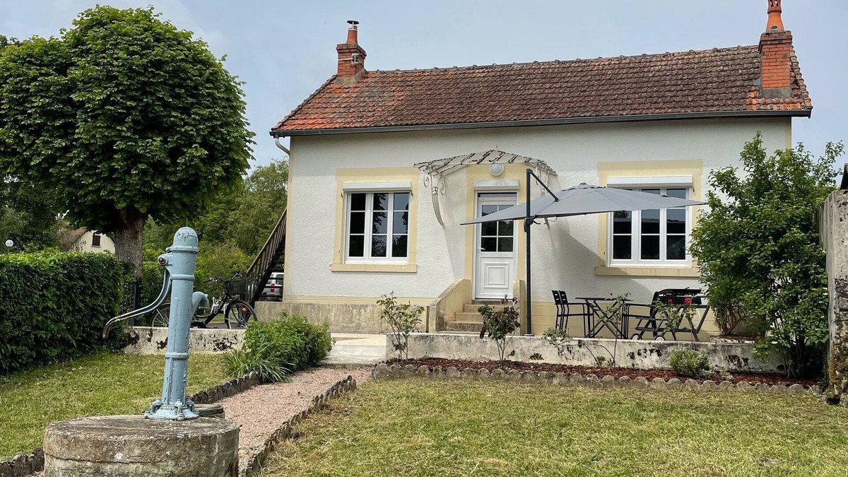 Bazolles House | Gîte le Puits de l'Etang - Baye