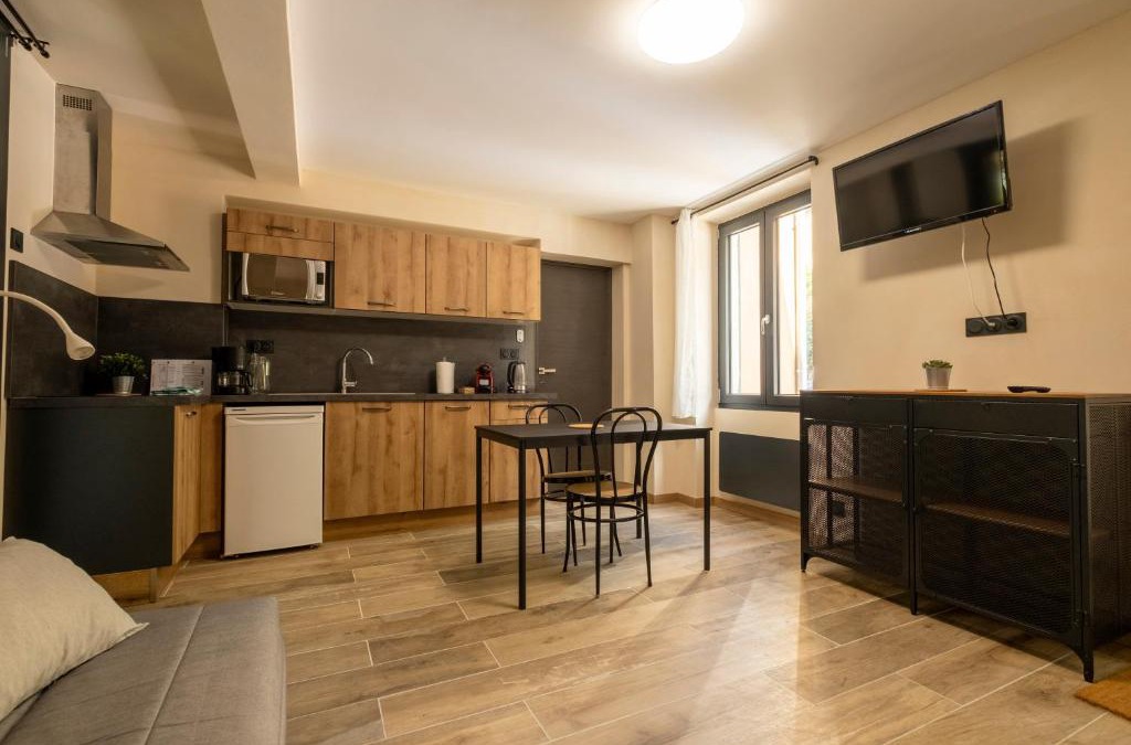Tourrette-Levens Apartment | Gîte Les 3 Monts