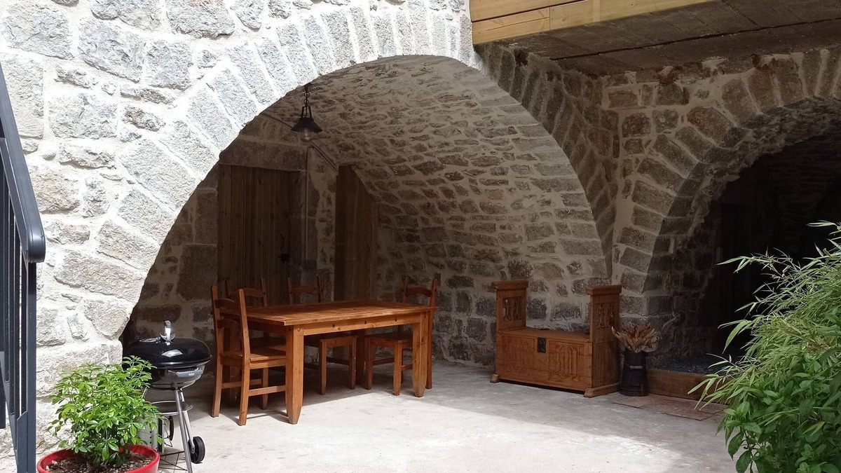 Saint-Alban-sous-Sampzon House | Gîte Les Chapélétas au Coeur de L'ardèche du sud