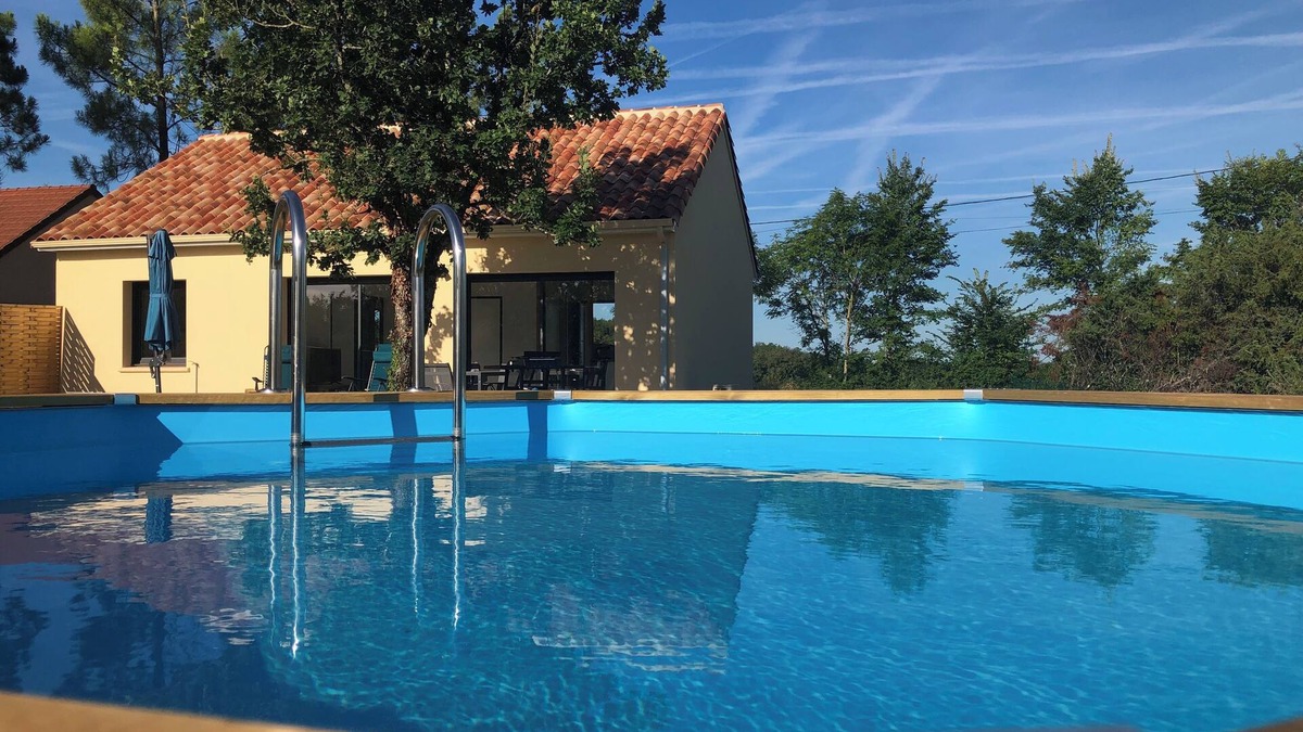 Laval House | Gîte Les Granges