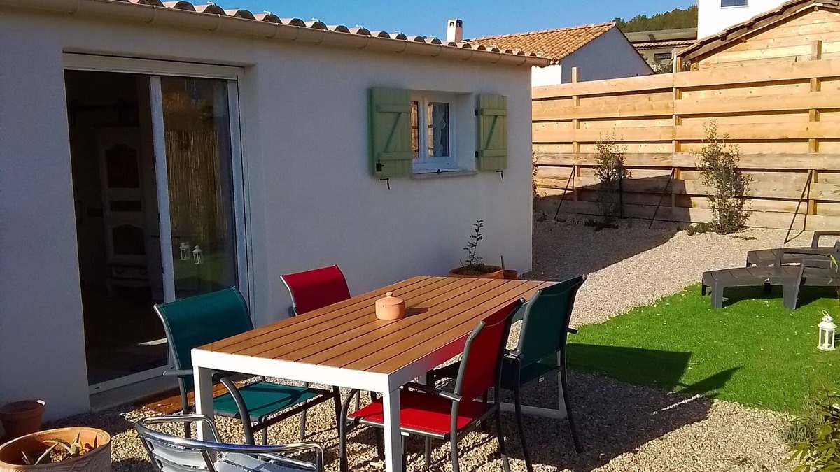 Saint-Antonin-du-Var House | Gîte Lescale Provençale Séjour Nature Bien-être