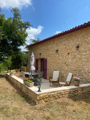 Saint-Amand-de-Vergt House | Gîte MERLANDE - à 600m de Plan d'eau de Neufont