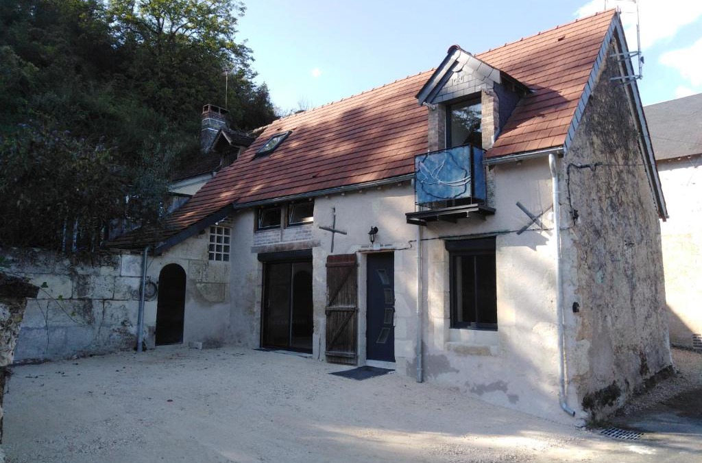 Les Roches-l'Eveque House | Gîte mon p'ti bout