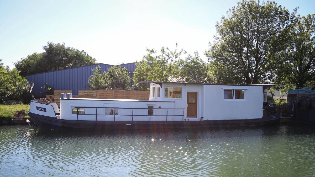 Eckwersheim Boat Rental | Gîte Péniche Mon'ro near Strasbourg