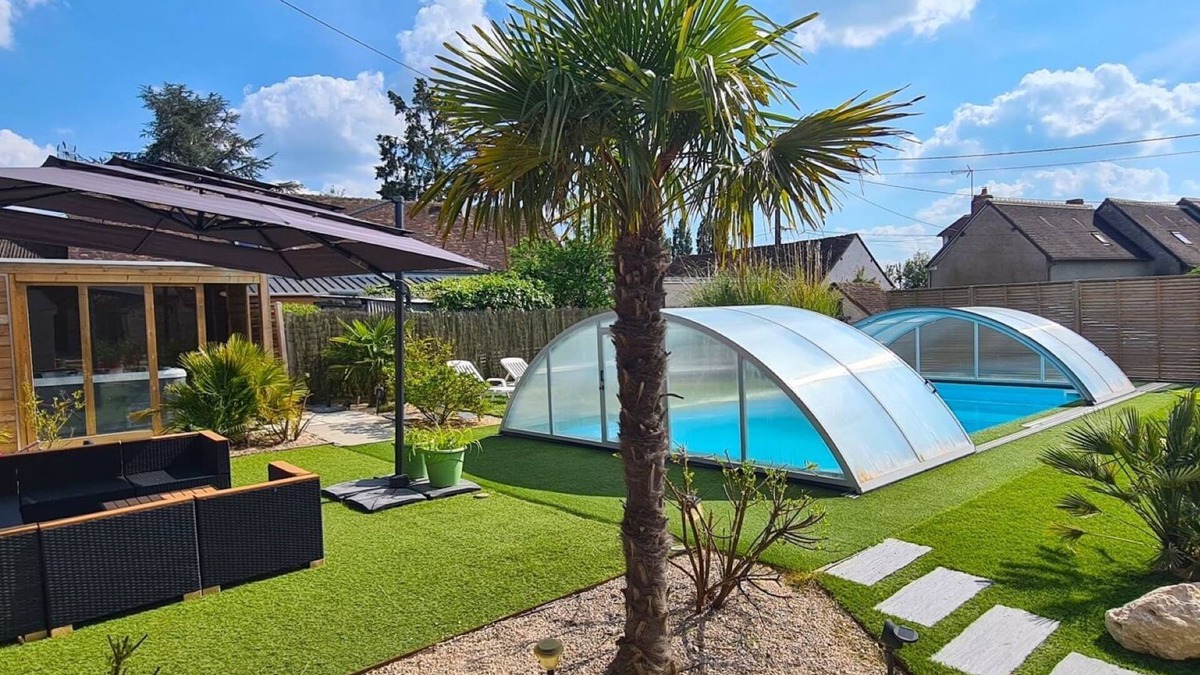 Mosnes Cabin | Gîte pour15 PERSONNES avec piscine et jacuzzi au coeur des châteaux de la Loire