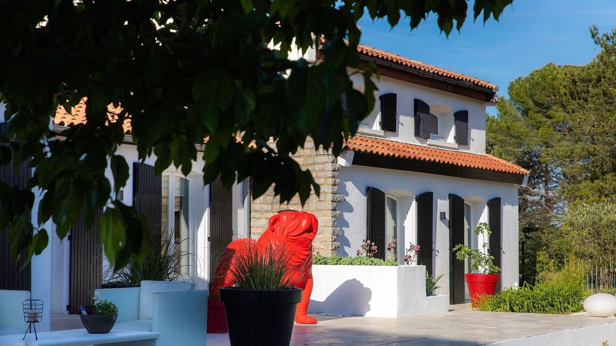 Bagard Cottage | Gîte Starck, 2 Chambres, Cuisine, Sdb, Cois Repas et Salon, Piscine