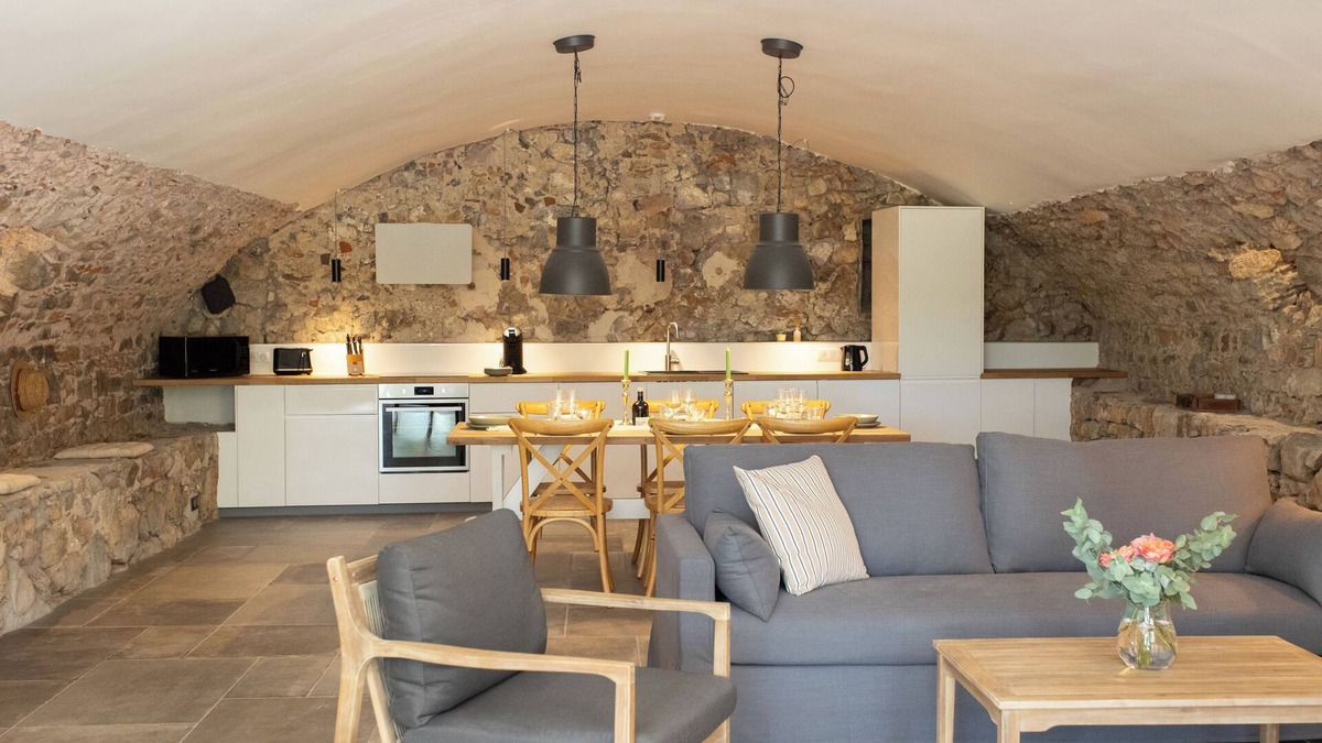 Gonfaron House | Gîte Syrah Confortable et Raffiné Pour 6 Personnes au Coeur D'un Vignoble Varois