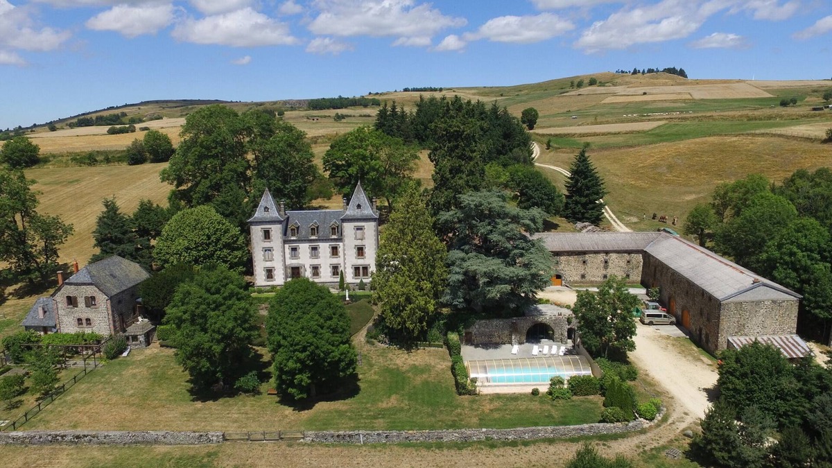 Talizat Other | Gîtes au Château de Vernières