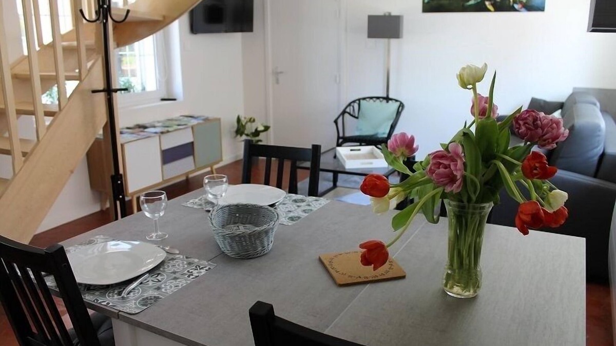 Wattignies Cottage | Gîtes du Frêne - Blanche 1chambre et un canapé-lit