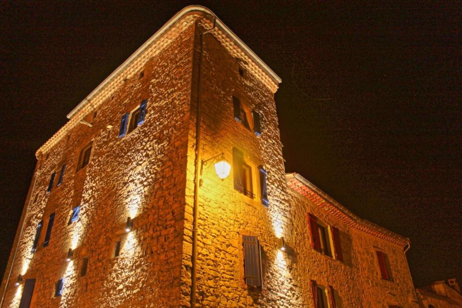 Saint-Jean-de-Crieulon House | Gîtes La Tour le Mas de Crieulon