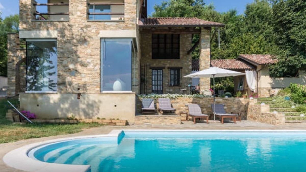Bra Villa | Gaia villa with pool in the heart of Langhe CIR00402900029