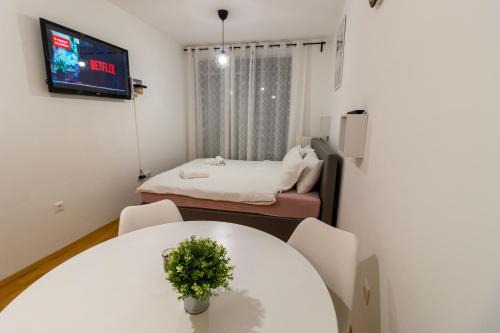 Virovitica Apartment | Gajeva Rooms - Copenhagen apartment SELF CHECK-IN